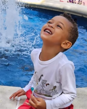 Kingston  Fernandes - Gallery Image 2