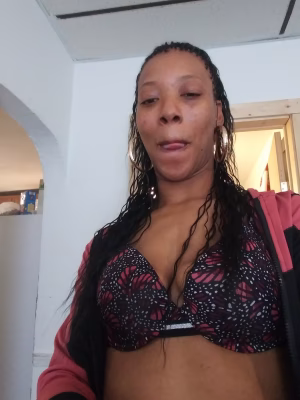 Yolanda Gales - Gallery Image 8