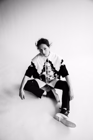 Julie Robinson - Gallery Image 6