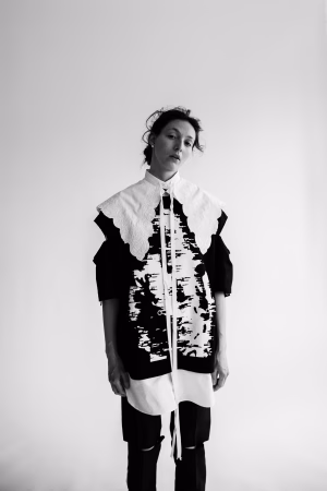 Julie Robinson - Gallery Image 3