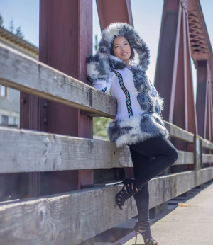 Angela Weekes - Gallery Image 1