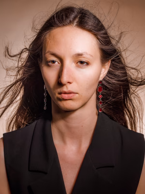 Julie Robinson - Gallery Image 7