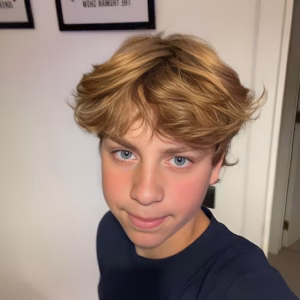 fatuma omaj abdi - Gallery Image 1