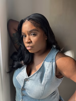 Tenesha  Johnson - Gallery Image 8