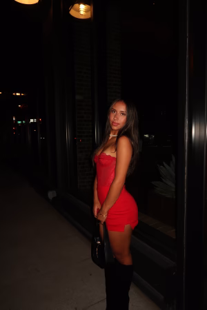 Skye Brown - Gallery Image 2