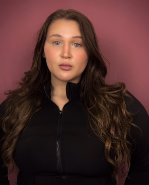 Kaitlyn Deoliveira - Gallery Image 12