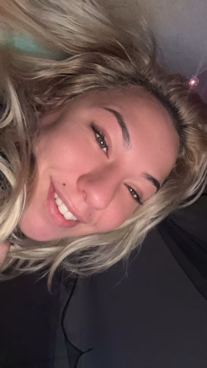 Megan  Lomasney - Gallery Image 3