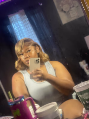 Nyeria  Mitchell - Gallery Image 4