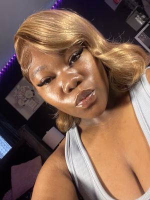 Nyeria  Mitchell - Gallery Image 3