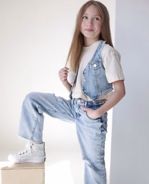 Ava Brooks - Project Casting Gallery Image 6 Ava Brooks - Gallery Image 6