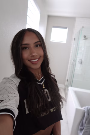 Skye Brown - Gallery Image 7