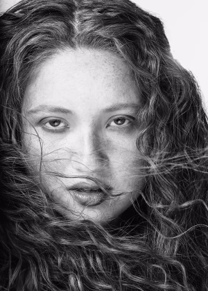 Emma Ramos - Gallery Image 9