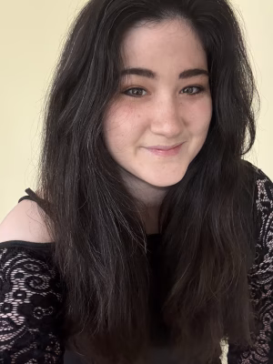 Lauren Bowling - Gallery Image 9