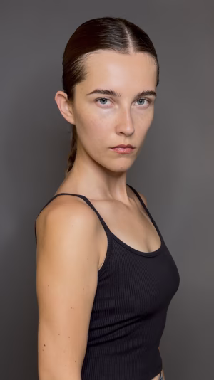 Makall Lauren Silvester - Gallery Image 1