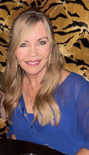 Lisa Thibault - Project Casting Gallery Image 12 Lisa Thibault - Gallery Image 12