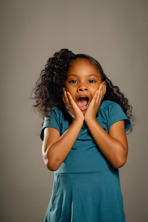 Brianna  Holloway - Gallery Image 1