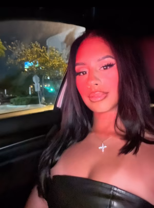 Halle Pinkett - Gallery Image 4