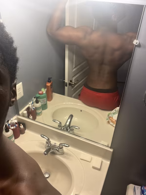 Taje Evans - Gallery Image 4