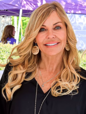 Lisa Thibault - Project Casting Gallery Image 18 Lisa Thibault - Gallery Image 18