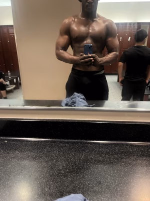 Taje Evans - Gallery Image 5