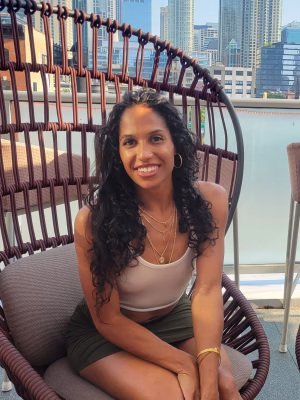 EVIE MCDOWELL - Gallery Image 7