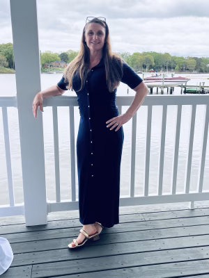 Lisa Strader - Gallery Image 2